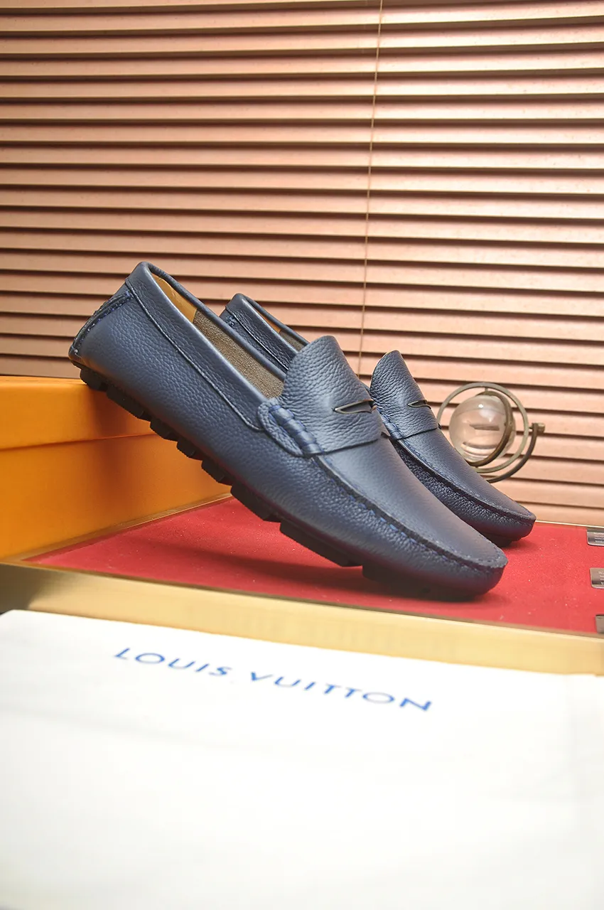 Men's men's shoes 💰420💶 [LV Doudou shoes] (water-dyed cowhide lining) new model is on the market, available on the official website. The new Doudou shoes are processed into single-color materials, and the uppers are made of imported horsehide leather. The body of the shoe is fully hemmed with mark thread, and is lined with imported original cowhide leather. The elegant shoe shape is super suitable for all-matching, and the size is 38-44.